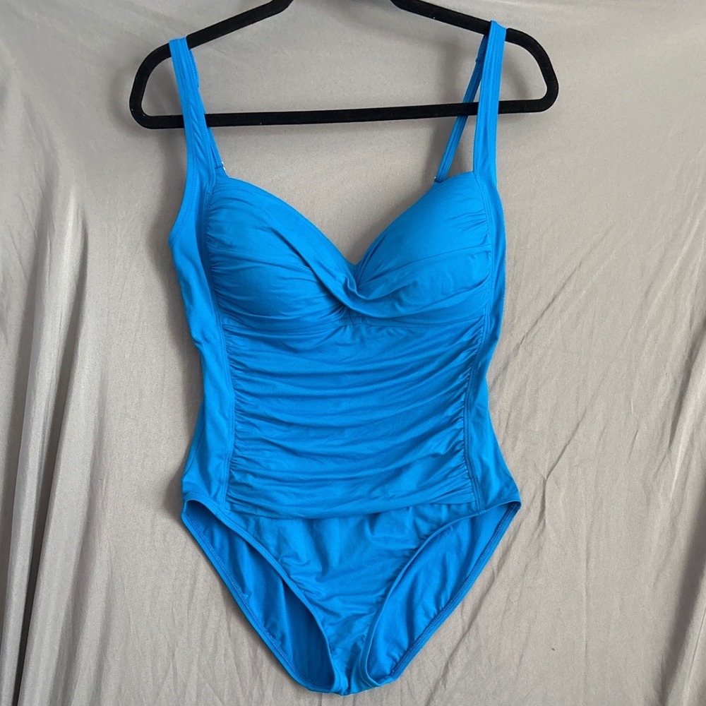 La Blanca One Piece Swimsuit 12 Blue Island Goddess Ruched Sweetheart LB4CA13